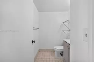 800 SW 131st Ave, Pembroke Pines, FL 33027 - Photo 27