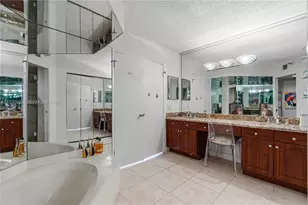 19101 NE 36th Ct, Aventura, FL 33180 - Photo 13