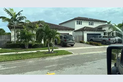 11908 SW 238th Ter, Homestead, FL 33032 - Photo 3