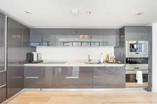 1451 Brickell Ave, Miami, FL 33131 - Photo 11