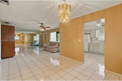 500 S Luna Ct #3, Hollywood, FL 33021 - Photo 21