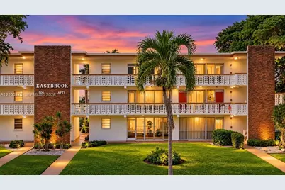 500 S Luna Ct #3, Hollywood, FL 33021 - Photo 1