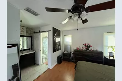 387 NW 39th Way, Deerfield Beach, FL 33442 - Photo 15