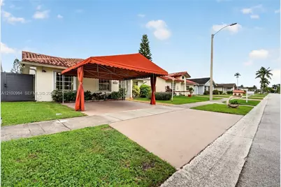 13889 SW 158th Ter #13889, Miami, FL 33177 - Photo 3