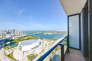 398 NE 5th St, Miami, FL 33132 - Photo 1
