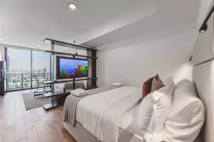 398 NE 5th St, Miami, FL 33132 - Photo 3