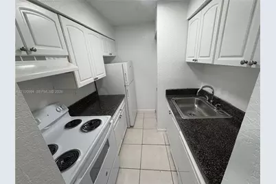 1919 S Semoran Blvd #B, Orlando, FL 32822 - Photo 9