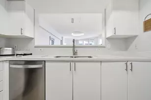 17375 Collins Ave, Sunny Isles Beach, FL 33160 - Photo 15