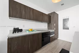 480 NE 31st St, Miami, FL 33137 - Photo 9