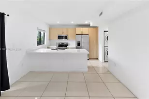218 NW 11th Ct, Florida City, FL 33034 - Photo 9