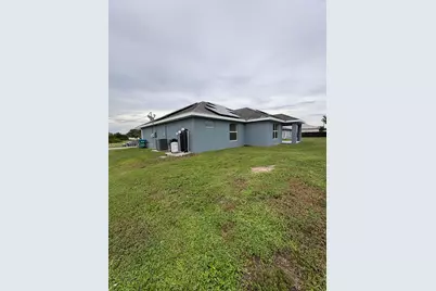 110 NW 24th Ter, Cape Coral, FL 33993 - Photo 5