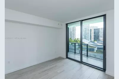45 SW 9th St #1201, Miami, FL 33130 - Photo 11