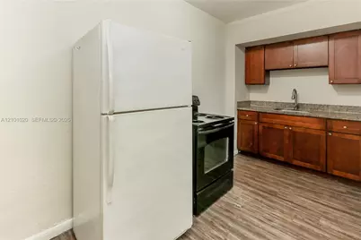 2239 NW 87th St, Miami, FL 33147 - Photo 17