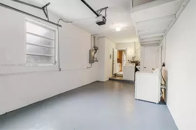 590 W 50th St, Miami Beach, FL 33140 - Photo 39
