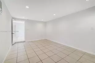 590 W 50th St, Miami Beach, FL 33140 - Photo 37