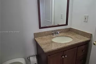 540 Brickell Key Dr, Miami, FL 33131 - Photo 5