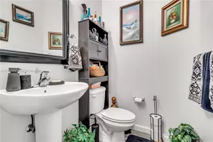 7469 Tam Oshanter Blvd, North Lauderdale, FL 33068 - Photo 13