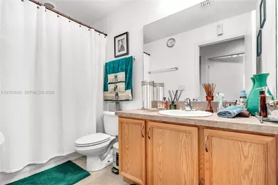 7469 Tam Oshanter Blvd, North Lauderdale, FL 33068 - Photo 15