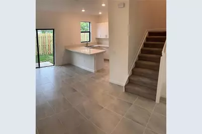 303 NE 208th Ter #303, Miami, FL 33179 - Photo 3