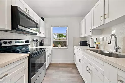 2632 NE 15th Ave, Pompano Beach, FL 33064 - Photo 9