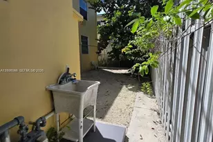 8024 Harding Ave, Miami Beach, FL 33141 - Photo 43