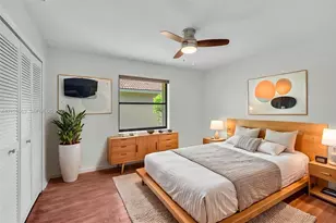 1025 Creekford Dr, Weston, FL 33326 - Photo 11