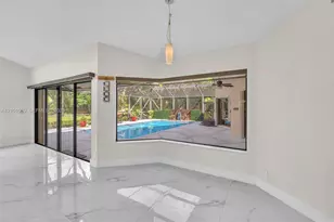 1025 Creekford Dr, Weston, FL 33326 - Photo 31