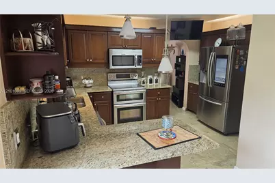 8065 SW 205th Ter, Cutler Bay, FL 33189 - Photo 25