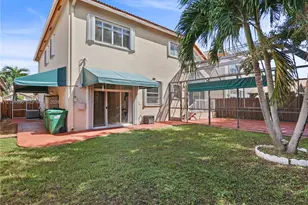 9776 NW 30th St, Doral, FL 33172 - Photo 57