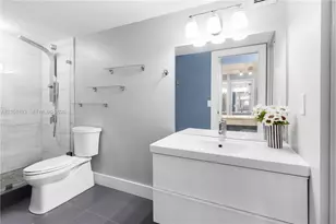 2500 Parkview Dr, Hallandale Beach, FL 33009 - Photo 31
