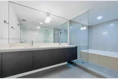 6620 Indian Creek #114, Miami Beach, FL 33141 - Photo 17