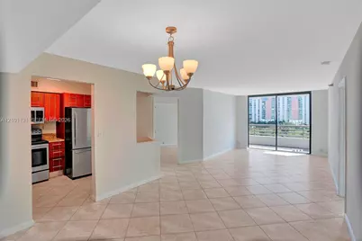 3300 NE 191st St #1016, Aventura, FL 33180 - Photo 1