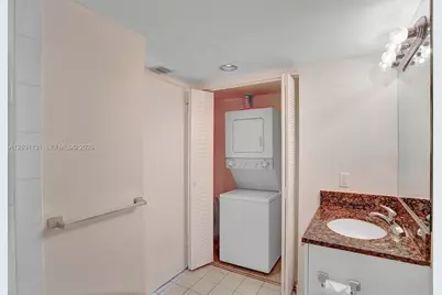 3300 NE 191st St #1016, Aventura, FL 33180 - Photo 15