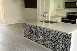 793 SE 19th St, Homestead, FL 33034 - Photo 3