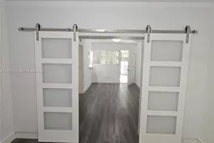 7435 Byron Ave, Miami Beach, FL 33141 - Photo 11