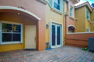 14361 SW 11th St, Pembroke Pines, FL 33027 - Photo 5