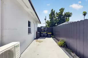9840 SW 166th St, Miami, FL 33157 - Photo 35