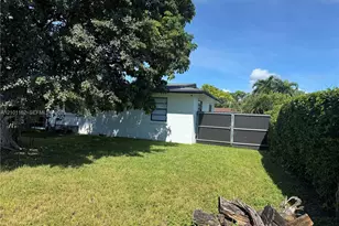 9840 SW 166th St, Miami, FL 33157 - Photo 21