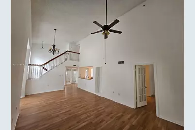 2206 Glenmoor Dr #2206, West Palm Beach, FL 33409 - Photo 7
