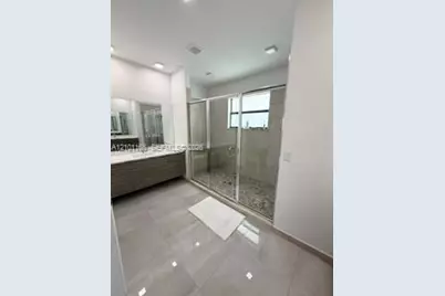 15835 NW 87th Ct, Miami Lakes, FL 33018 - Photo 23