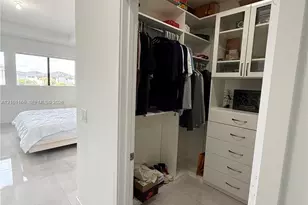 15835 NW 87th Ct, Miami Lakes, FL 33018 - Photo 11