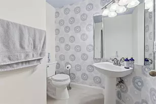 7532 S Pinewalk Dr S, Margate, FL 33063 - Photo 9