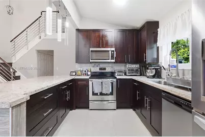 7532 S Pinewalk Dr S #108, Margate, FL 33063 - Photo 5