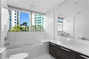 2950 NE 188th St, Aventura, FL 33180 - Photo 25