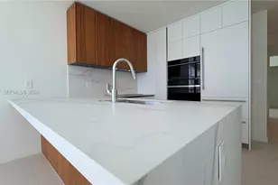 1400 Biscayne, Miami, FL 33132 - Photo 15
