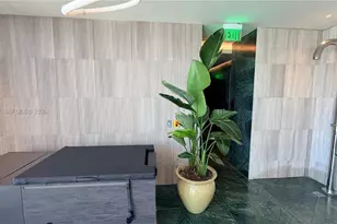1400 Biscayne, Miami, FL 33132 - Photo 27