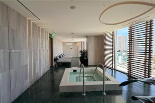 1400 Biscayne, Miami, FL 33132 - Photo 25