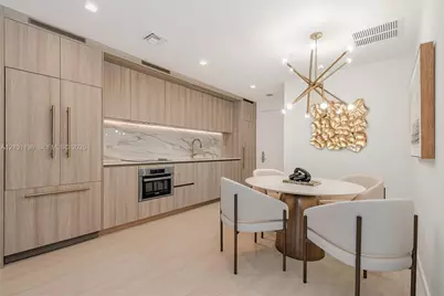 77 SE 5th St #2208, Miami, FL 33131 - Photo 11