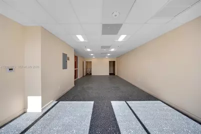 123 NW 14th St #201, Miami, FL 33136 - Photo 3