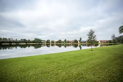 4211 S Pine Island Rd, Davie, FL 33328 - Photo 23